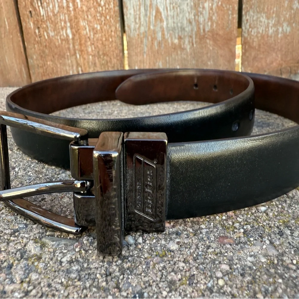 DICKIES Boys Black Brown Leather Belt Reversible Size 26-28